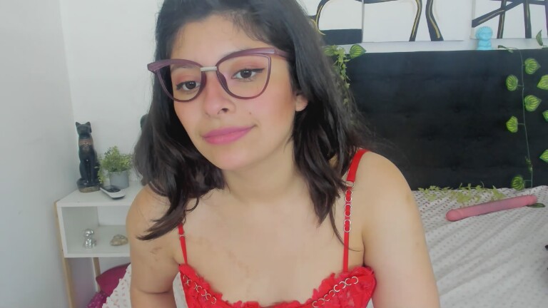 Guillerminalovesx's Streamate show and profile