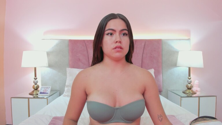 ElleWesst's Streamate show and profile