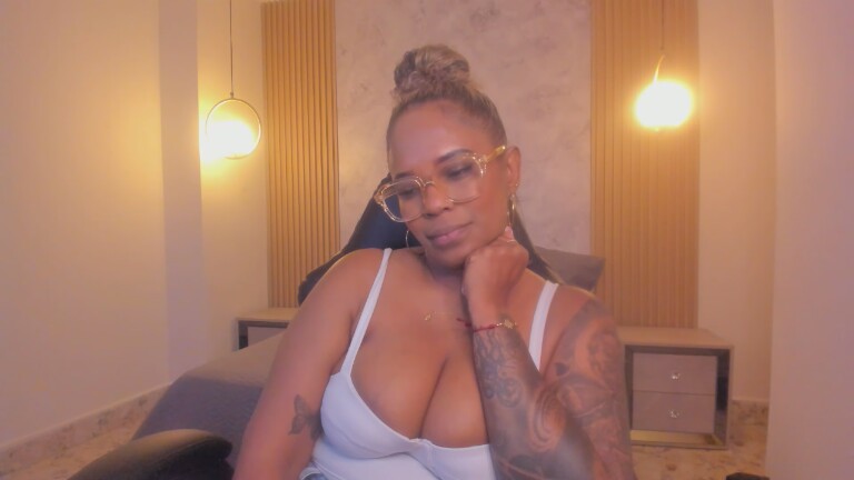 AyanaBrown's Streamate show and profile