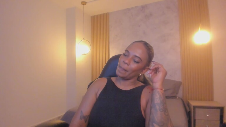 AyanaBrown's Streamate show and profile