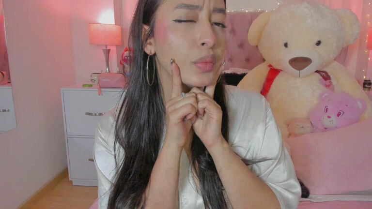 AlexandraWinterr's Streamate show and profile