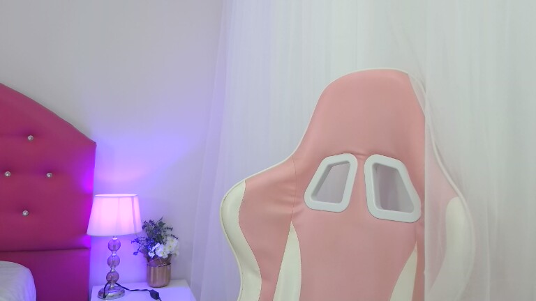 Juana_Miel's Streamate show and profile