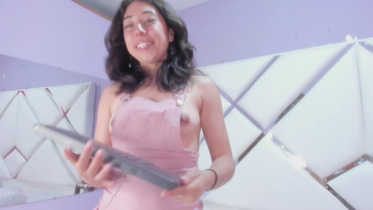 Samantha_Cullen's Streamate show and profile