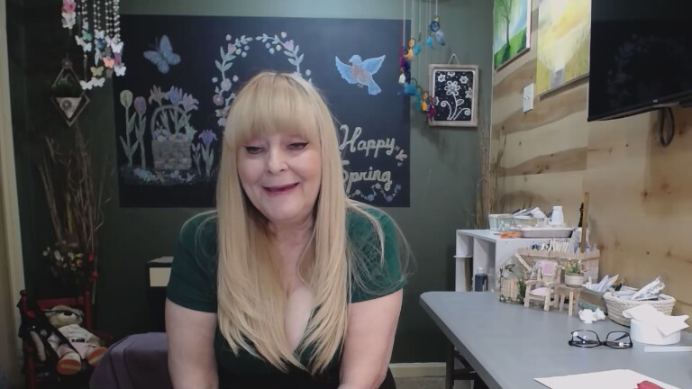 Adrianna_4u's Streamate show and profile