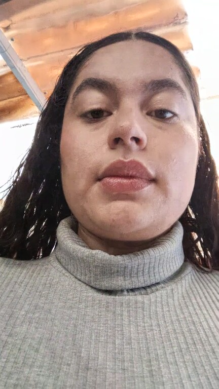 SharaThomas's Streamate show and profile