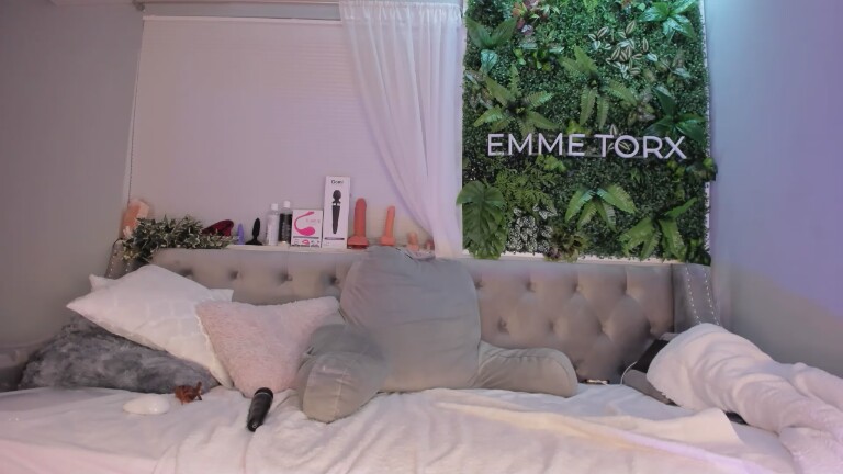 EmmeTorx's Streamate show and profile