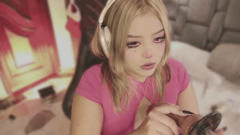 Tinie_Sofiaa's Streamate show and profile