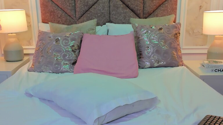 SusySwift's Streamate show and profile