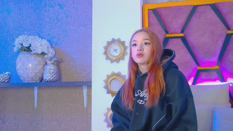 Madisson_Jaramillo's Streamate show and profile