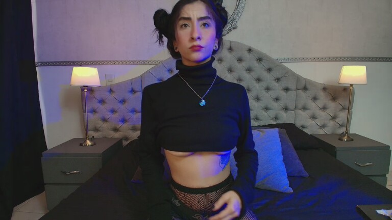 RomeroMoon's Streamate show and profile