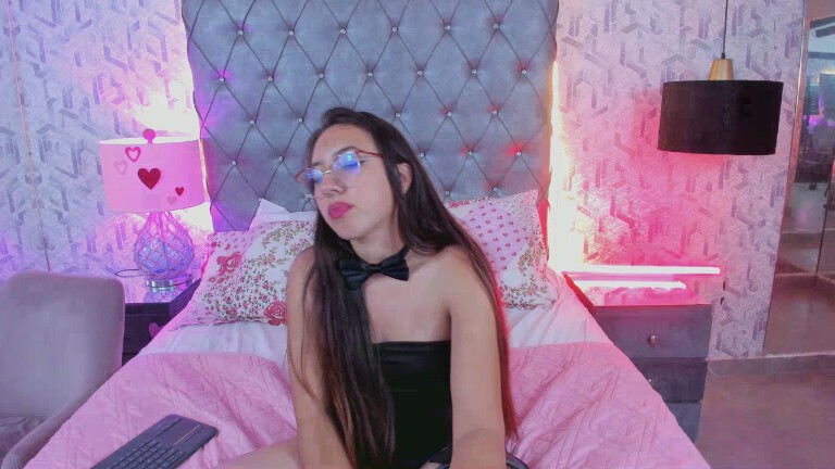 BrandiFire's Streamate show and profile