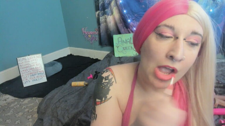 ShaeWednesday's Streamate show and profile