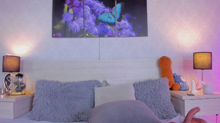 SamanthaaWoods's Streamate show and profile