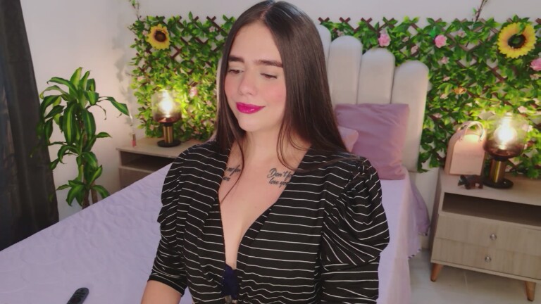 Nomohah_sainz's Streamate show and profile