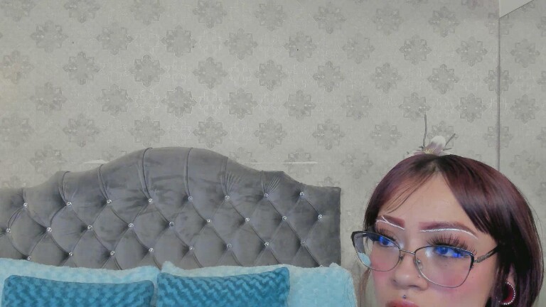 AnnyCurtis's Streamate show and profile