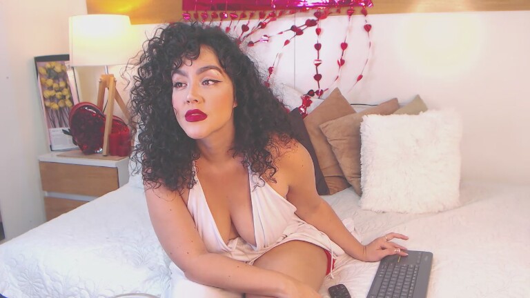 SeleneRisso's Streamate show and profile