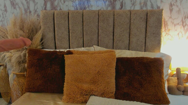 KateWinnickk's Streamate show and profile