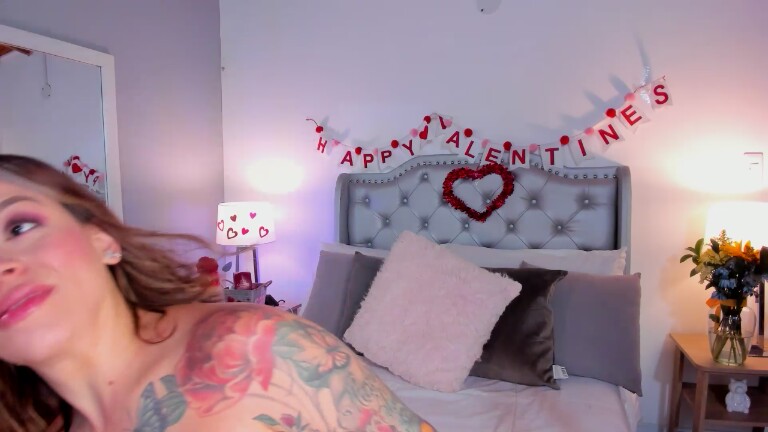 NiaMoon's Streamate show and profile