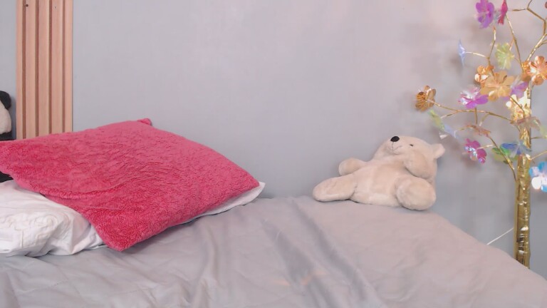 ThayssaRoss's Streamate show and profile