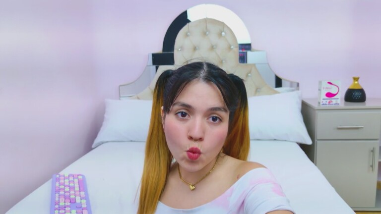 AbbyJanes's Streamate show and profile