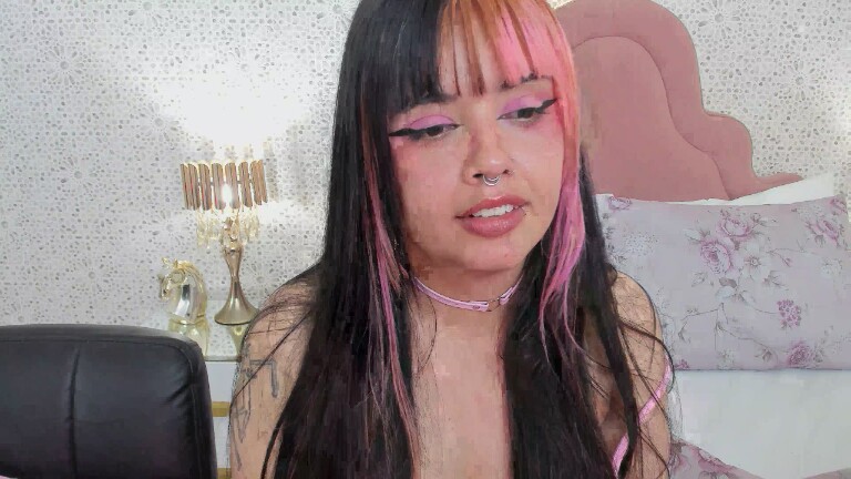 MaddieWaves's Streamate show and profile