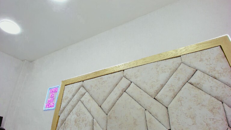 Nix_Montiel's Streamate show and profile