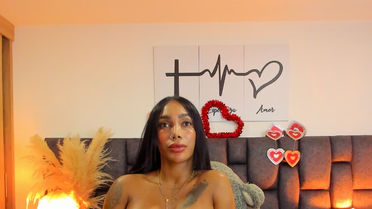 MelanieDuque's Streamate show and profile