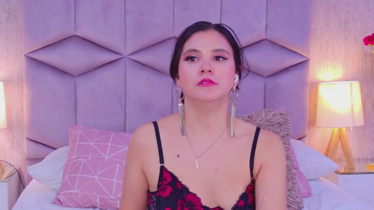 AndreaDum's Streamate show and profile