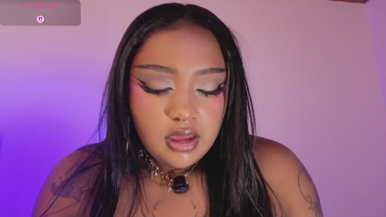 NovaSwan's Streamate show and profile