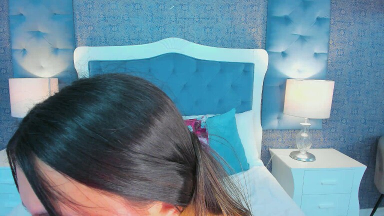 SusyLuv's Streamate show and profile