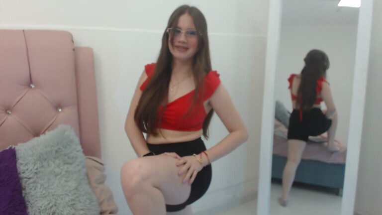 HannaJune's Streamate show and profile