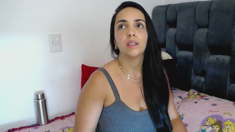 AntonelaRico's Streamate show and profile