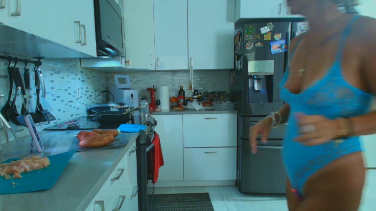 MayaMerciXoxo's Streamate show and profile