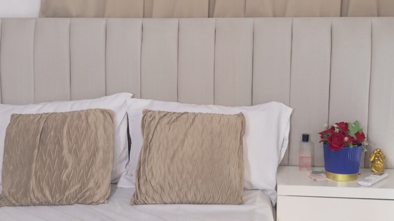 SophiaJohnes's Streamate show and profile