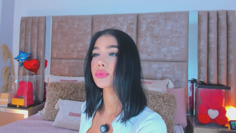 Sofiasstone's Streamate show and profile