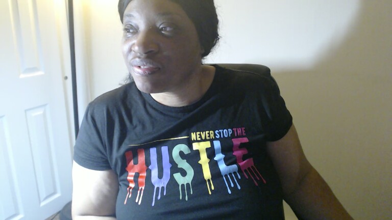 SexyMona's Streamate show and profile