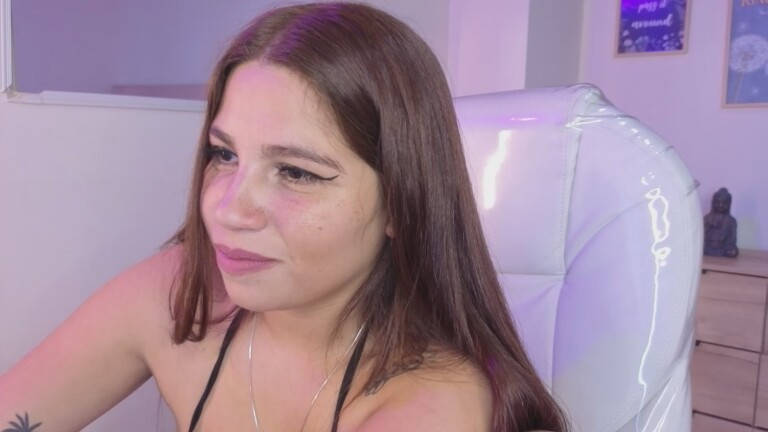 blueehazell18's Streamate show and profile