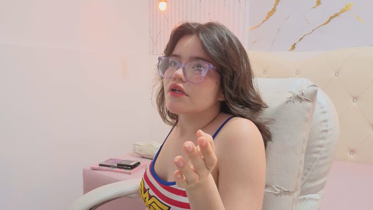 alexamiss18's Streamate show and profile