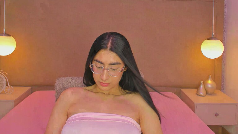 IsabelaTorricelli's Streamate show and profile