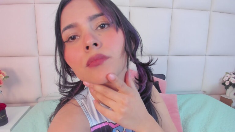 SamanthaLevy's Streamate show and profile