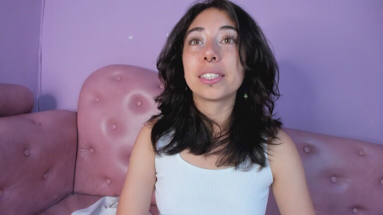 Samantha_Cullen's Streamate show and profile