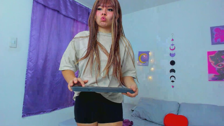 Alicia1407's Streamate show and profile